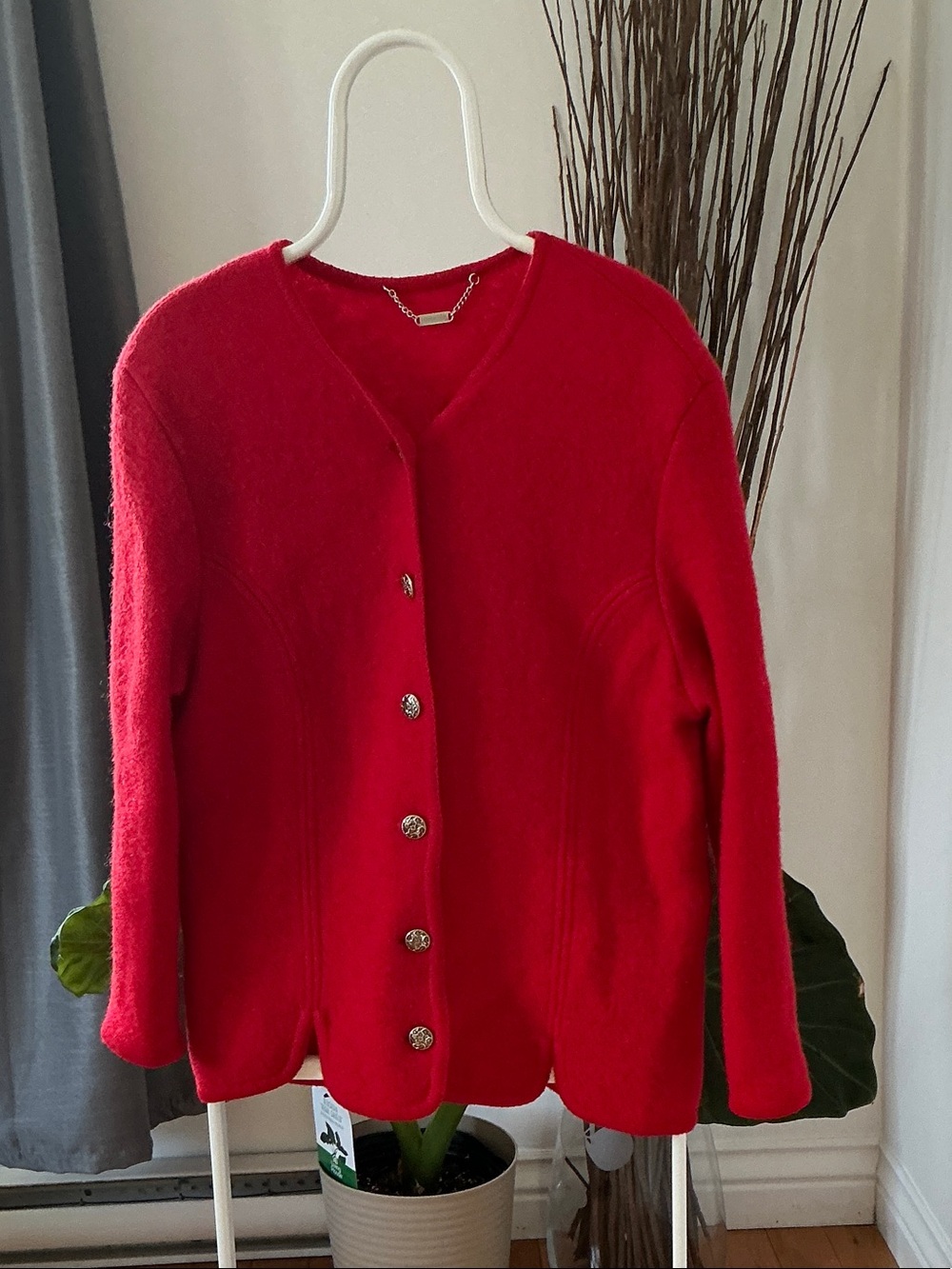 Women's Vibrant Red Button-Front Knit Cardigan
